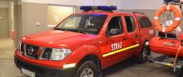 Lekki samochód rozpoznawczo ratowniczy oraz Łódź ratowniczą WHALY OSP RUSINOWO