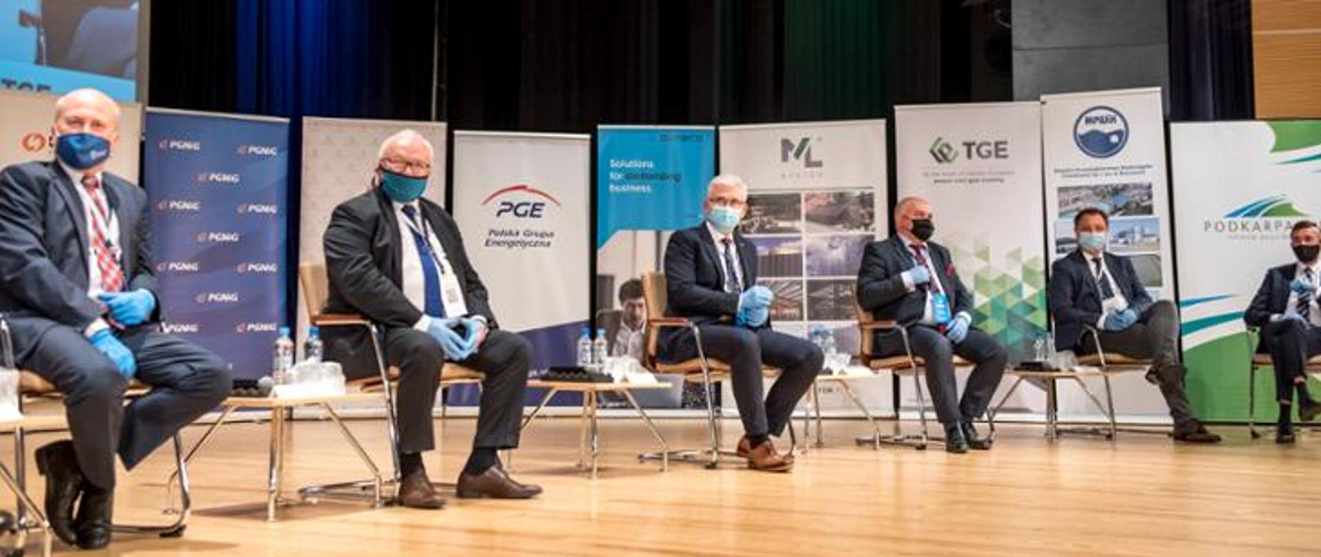 Wiceminister klimatu i środowiska Ireneusz Zyska podczas V Konferencji Naukowej "Bezpieczeństwo energetyczne - filary i perspektywa rozwoju"