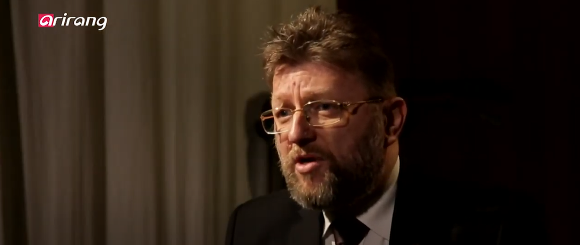 Ambasador Ostaszewski Arirang