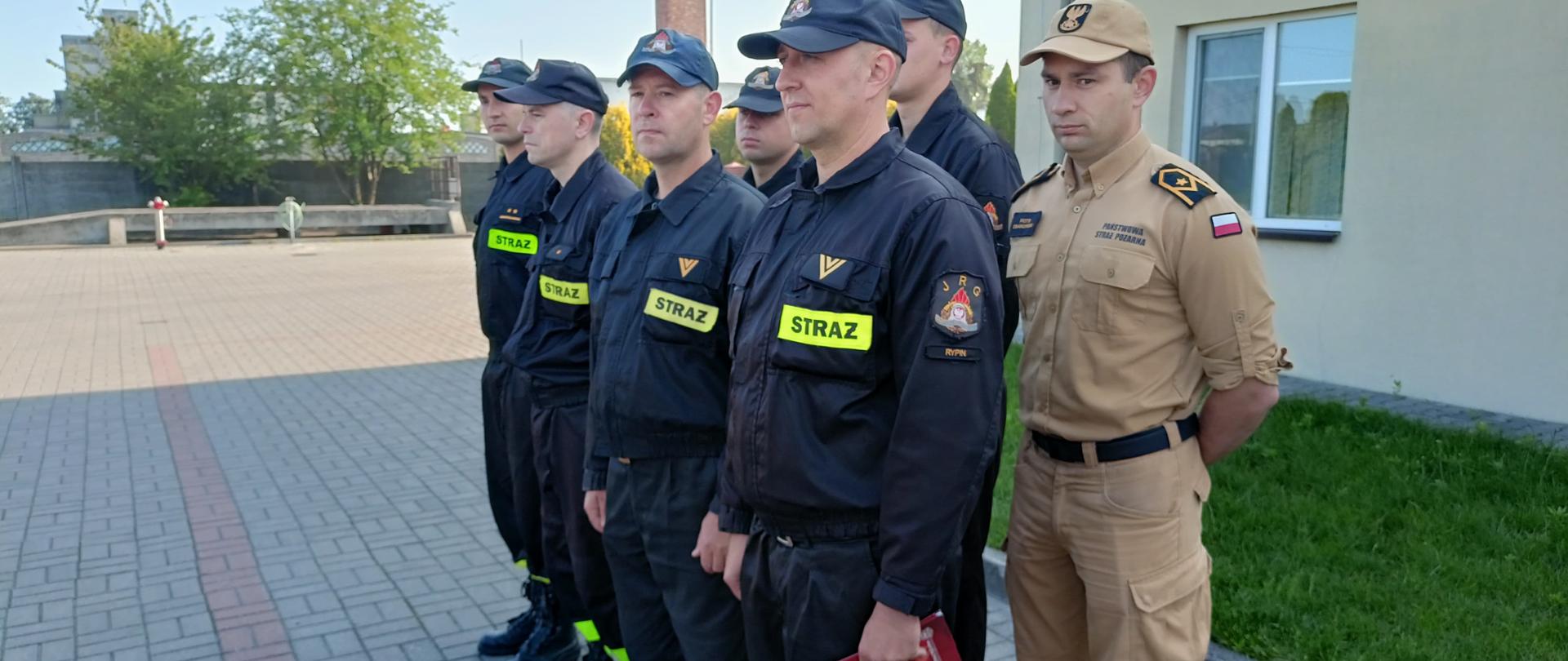 Na zdjęciu uroczysta zbiórka 