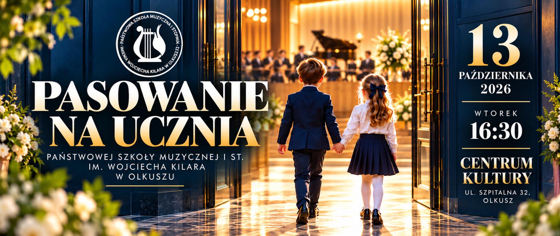 dwoje dzieci wchodzi na salę koncertową trzymając się za ręce, napisy żółte i białe