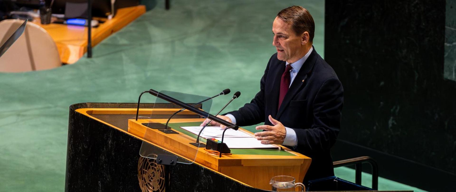 Minister_Radosław_Sikorski