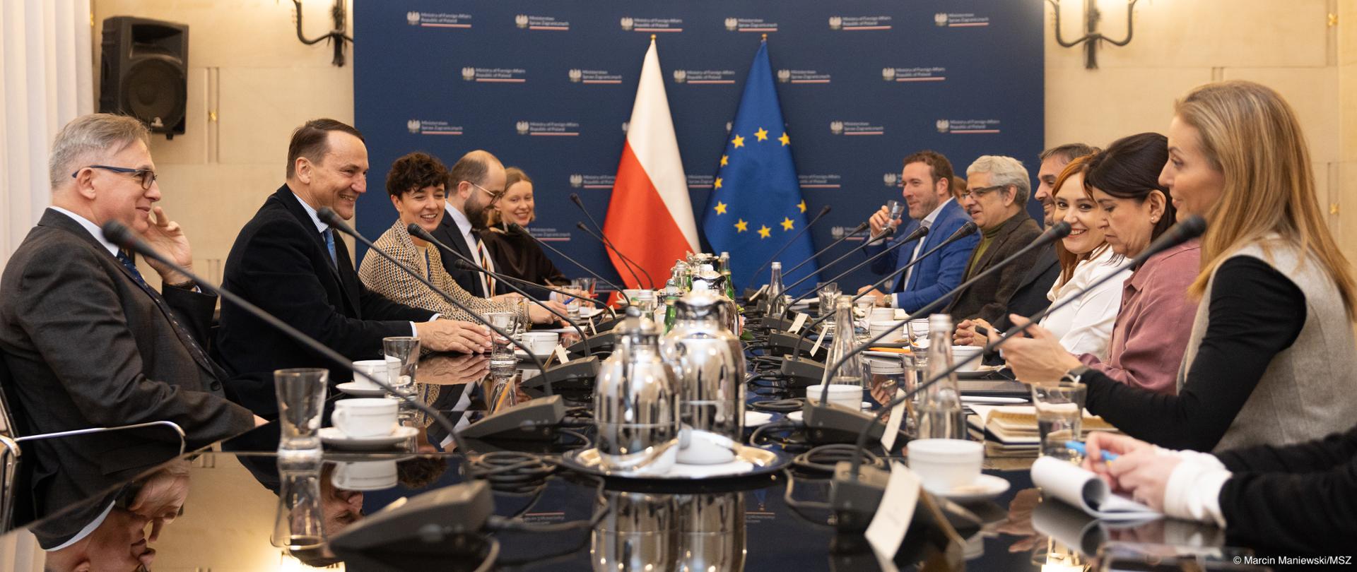 Spotkanie wicepremiera Radosława Sikorskiego z dziennikarzami z Ameryki Łacińskiej
