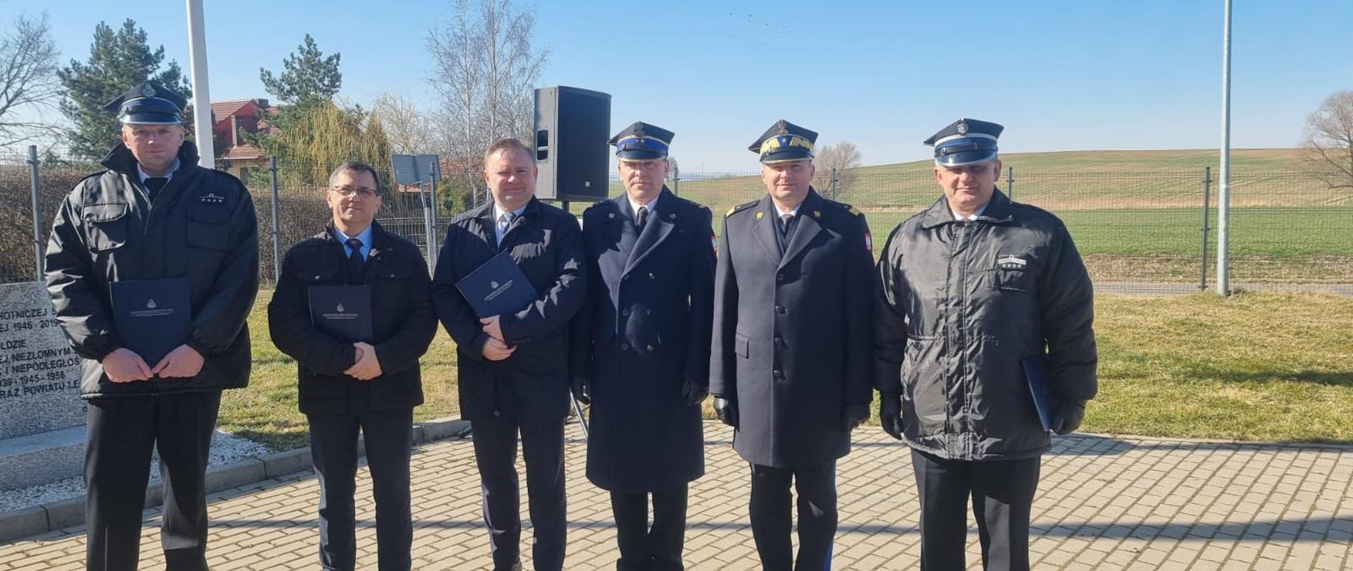 Wręczenie promes na zakup nowych samochodów ratowiczo-gaśniczych 