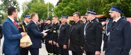 Powiatowe obchody dnia strażaka w Namysłowie. Wręczenie nagród i wyróżnień.