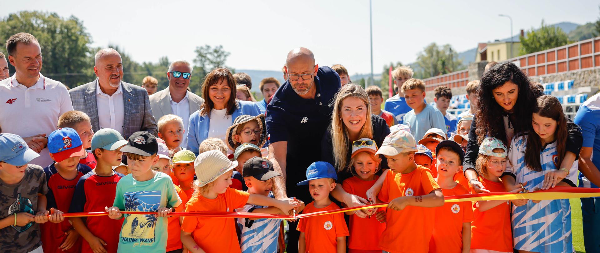 Otwarcie stadionu w Stroniu Śląskim.