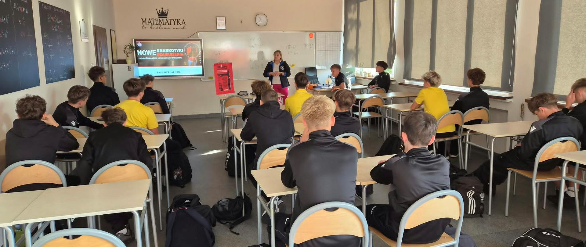 Warsztaty edukacyjne dla młodzieży w Szkole Mistrzostwa Sportowego w Radzionkowie
