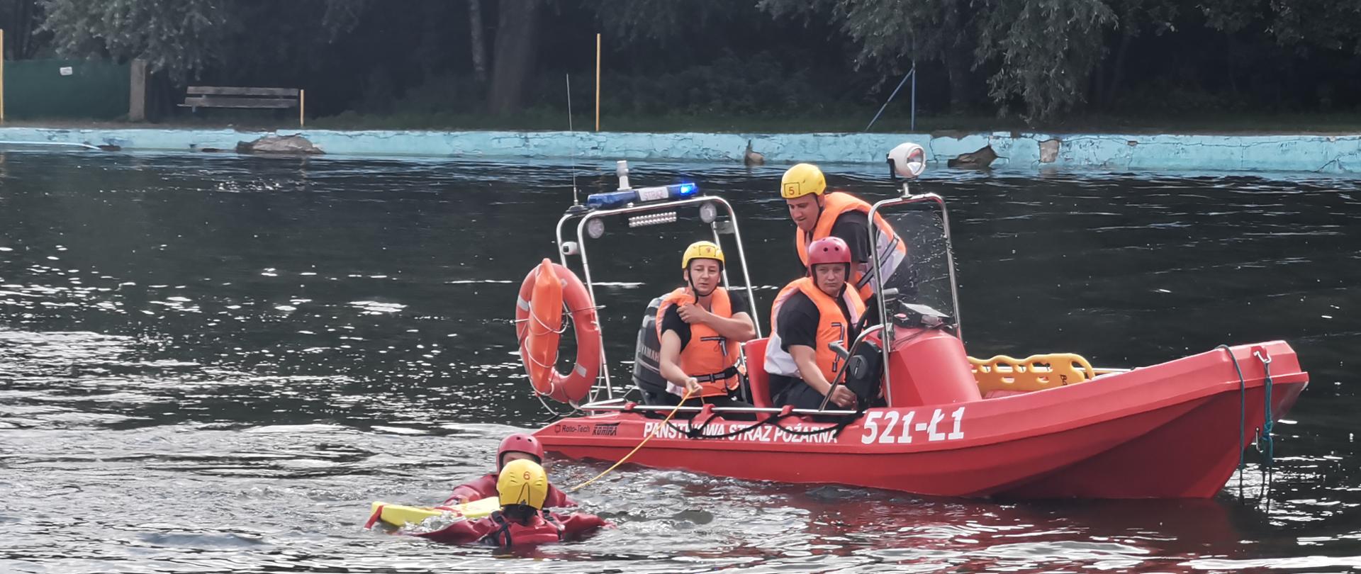 Pokazy ratownictwa wodnego w ramach akcji ,,Kręci mnie Bezpieczeństwo,,