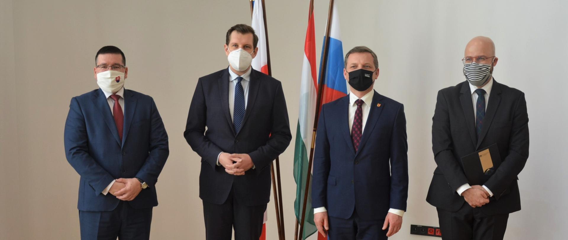 Od Wyszehradu do Wyszehradu