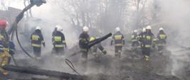 Pożar budynku produkcyjno-magazynowego w Dłoni 