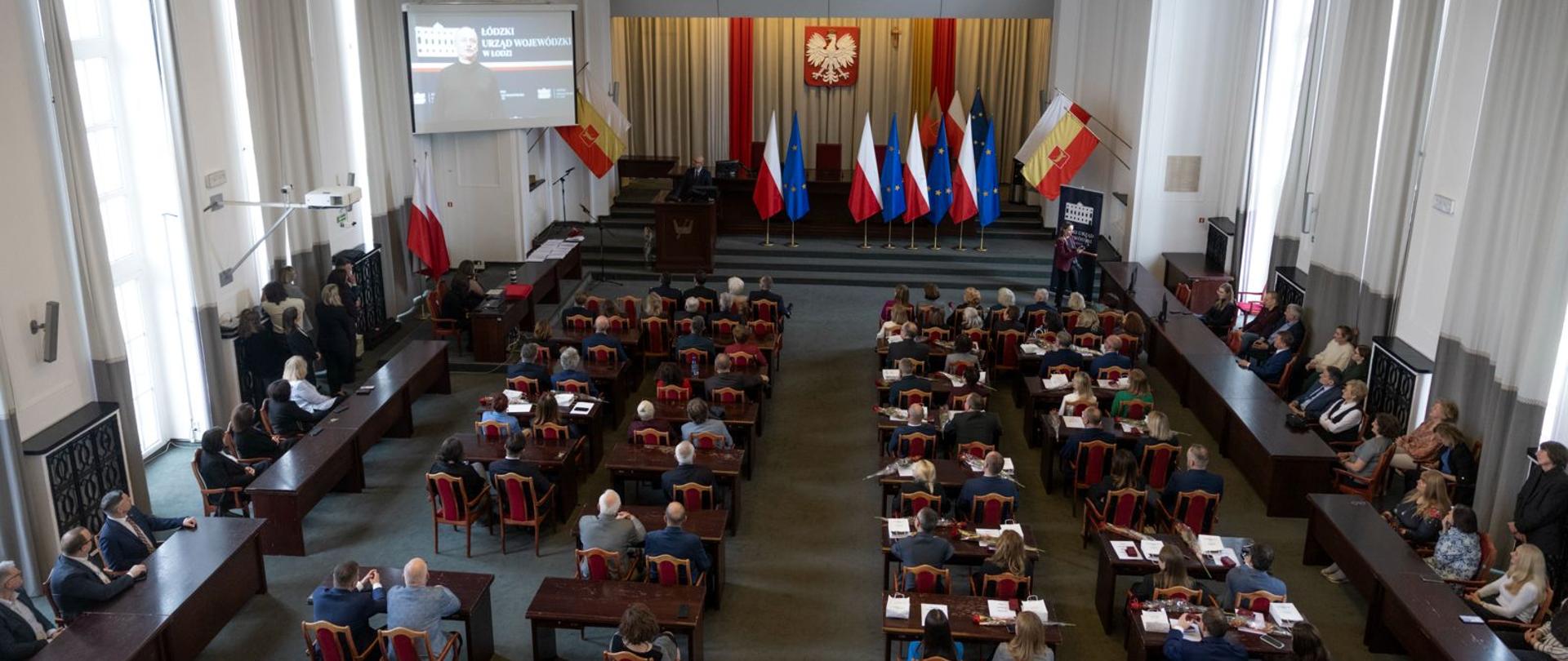 Uroczystość w Dużej Sali Obrad Urzędu Miasta Łodzi 