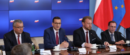 Premier Mateusz Morawiecki na naradzie z wojewodami