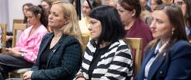 Zdjęcie z konferencji inaugurującej kampanię „Mam odwagę prosić o pomoc”