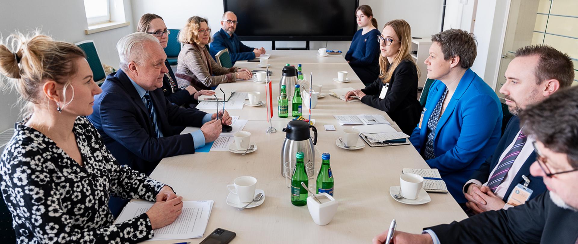 Deputy Minister Jacek Czerniak meets the Representative of the Embassy of the United Kingdom of Great Britain and Northern Ireland