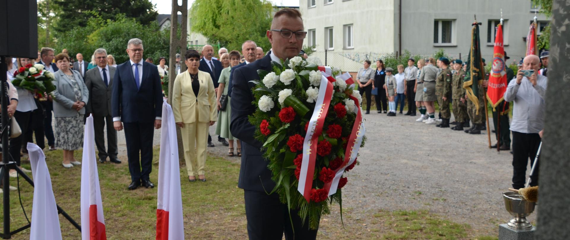 W Jaworze Soleckim upamiętniono rodzinę Owczarków