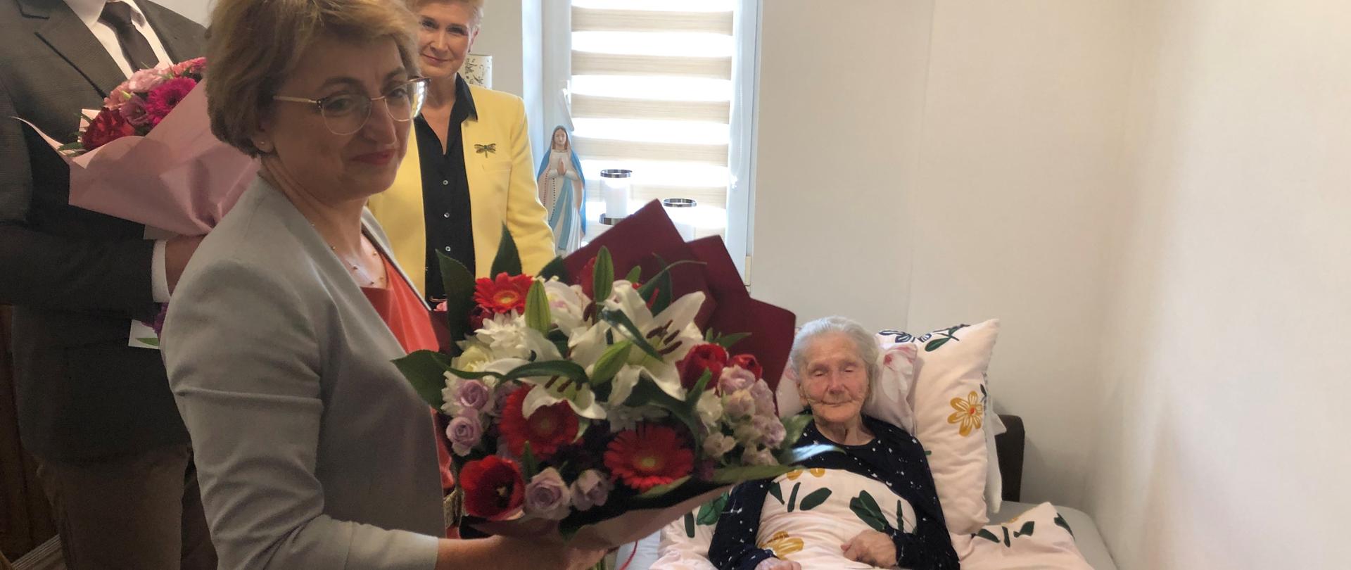 Gmina Kuczbork-Osada: 100. urodziny Pani Jadwigi Dwórznik