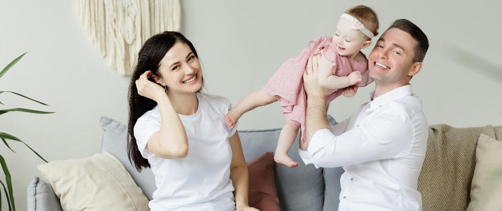 Family 800+. call for applications for the new benefit period starts on February 1