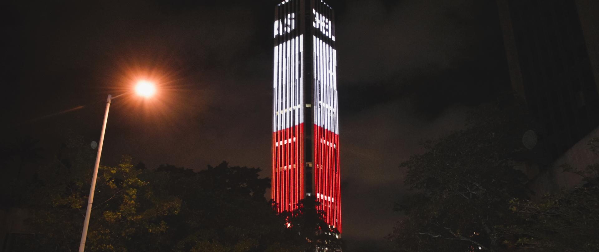 Iluminación Torre Colpatria