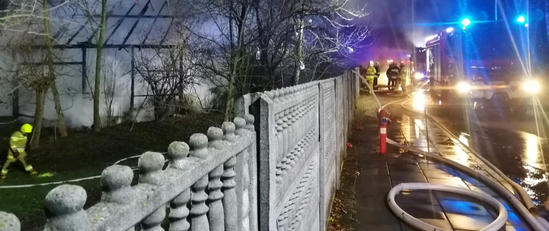 Pożar budynku stodoły w miejscowości Skalbmierz