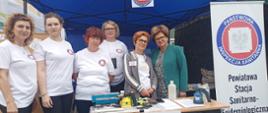 Państwowy Powiatowy Inspektor Sanitarny w Garwolinie wraz z pięcioma Pracownikami Powiatowej Stacji Sanitarno-Epidemiologicznej w Garwolinie na stoisku informacyjnym w ramach "Ekologicznego pikniku rodzinnego"