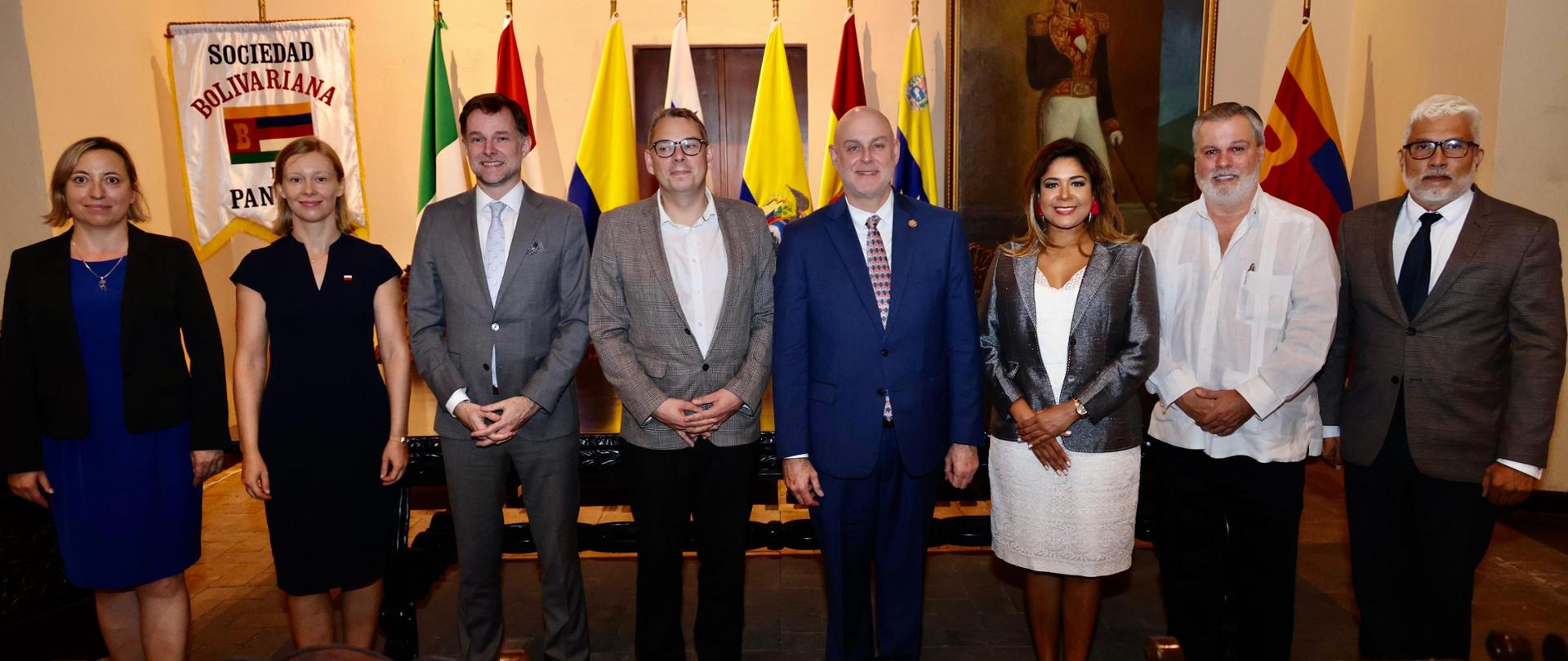 Delegación_polaca_Foto_02