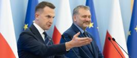 Konferencja Rzecznika Rządu Adama Szłapki i Ministra Sprawiedliwości Waldemara Żurka
