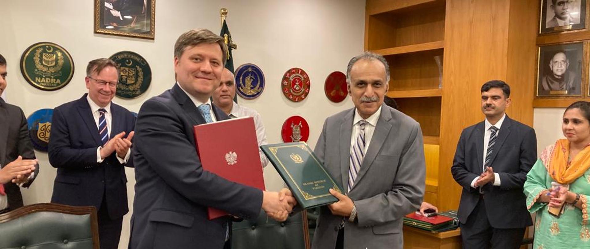 Minister Gerwel in Pakistan