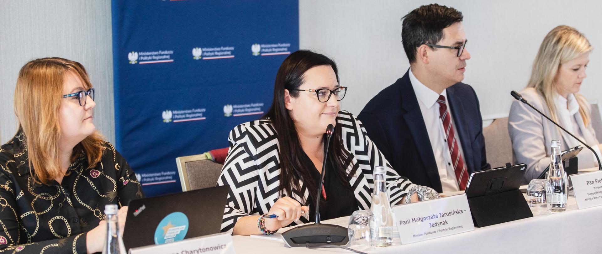 VII posiedzenie Komitetu Monitorujące go FERS z udziałem wiceminister funduszy i polityki regionalnej, Małgorzaty Jarosińskiej-Jedynak