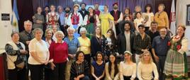W Ognisku Polskim w Buenos Aires, grupa folklorystyczna „Nasz Balet” zaprezentowała pięć tańców narodowych, będących częścią polskiego dziedzictwa niematerialnego, wpisanego na prestiżową listę UNESCO. Tancerze i tancerki w strojach ludowych reprezentujących Łowicz, Kraków, Rzeszów, Kujawy i Podhale zatańczyli kujawiaka, mazurka, krakowiaka, oberka i poloneza. 