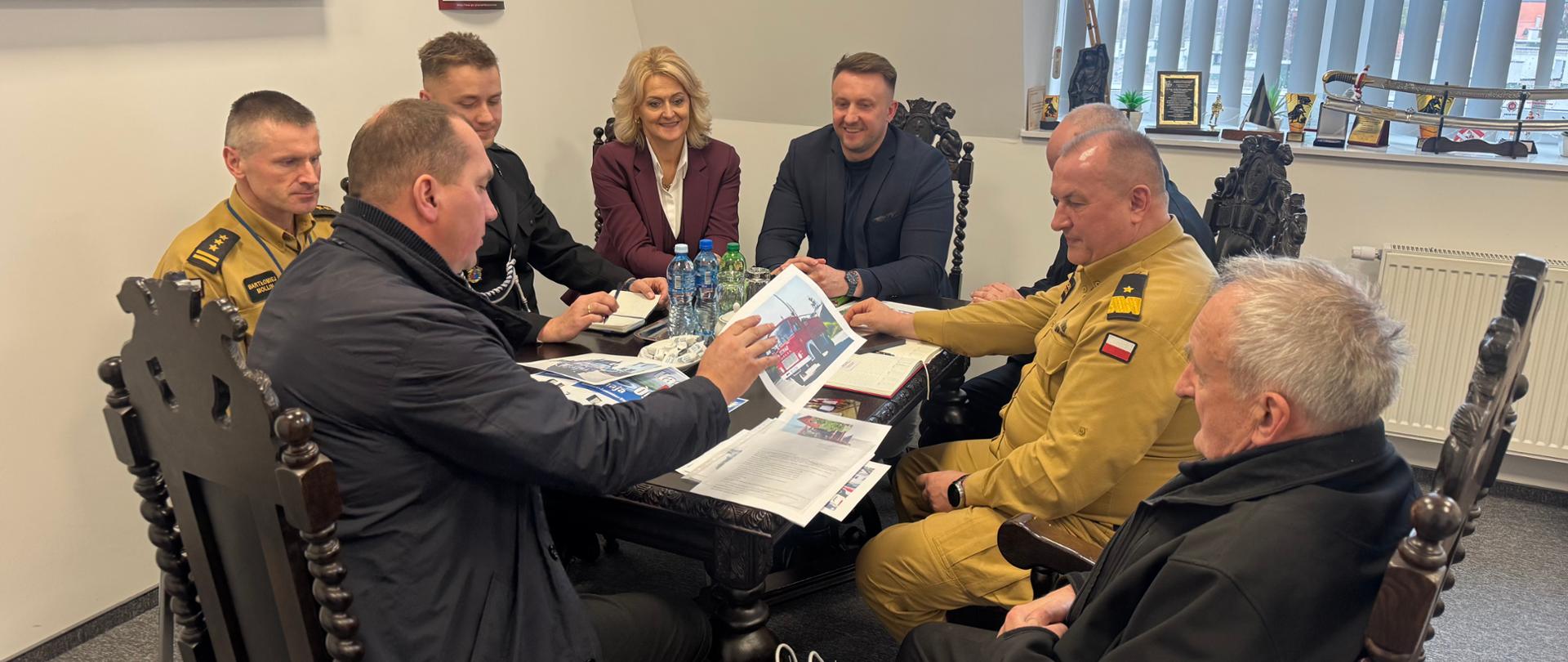 Kaszëbsczi Kòrowód Ògniôrzów” na 120-lecie Ochotnicza Straż Pożarna w Szemudzie!