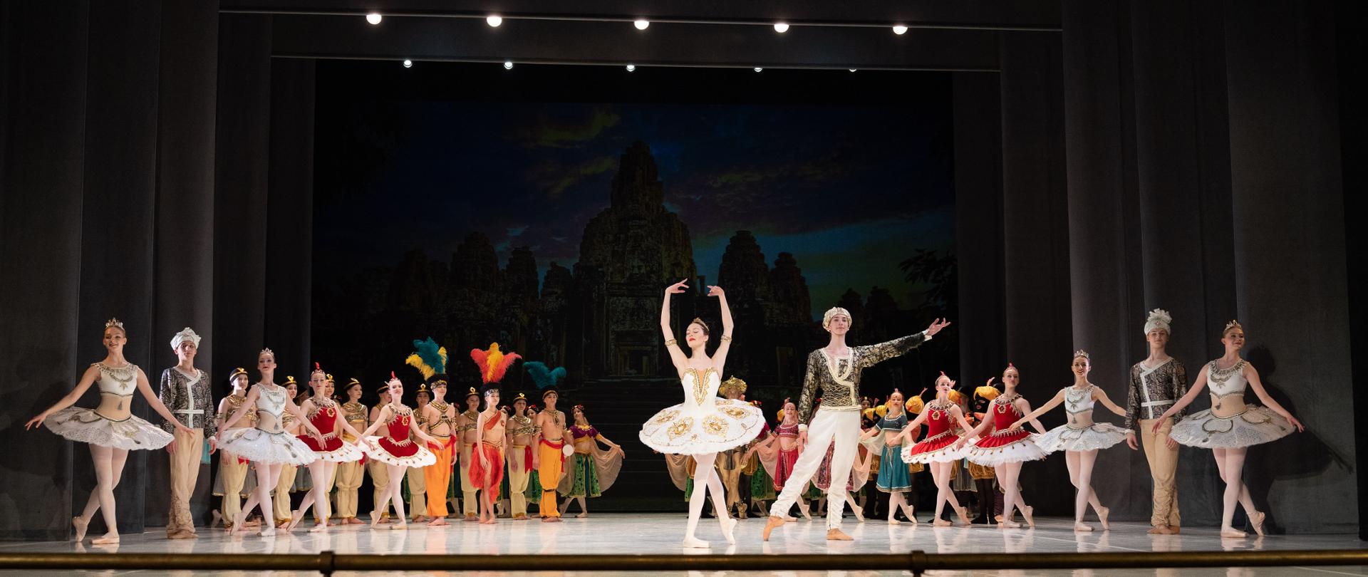 II akt „Bajadery” 