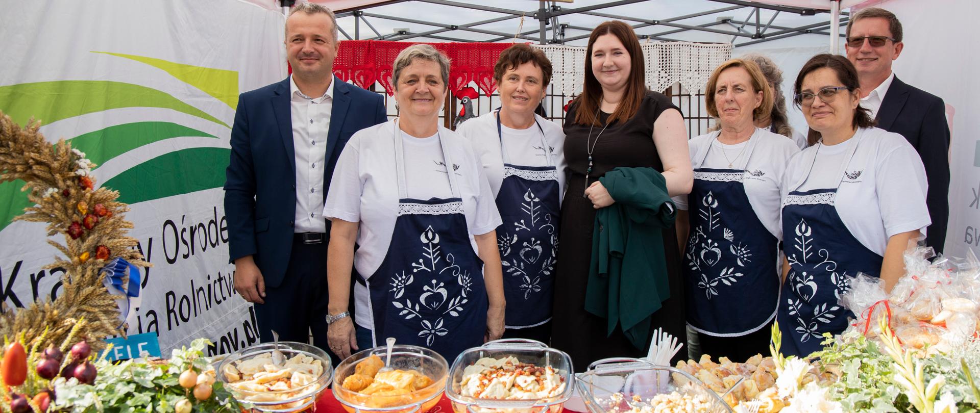 Europejski Dni Dziedzictwa - Smaki Dziedzictwa. Zdjęcie zbiorowe. 