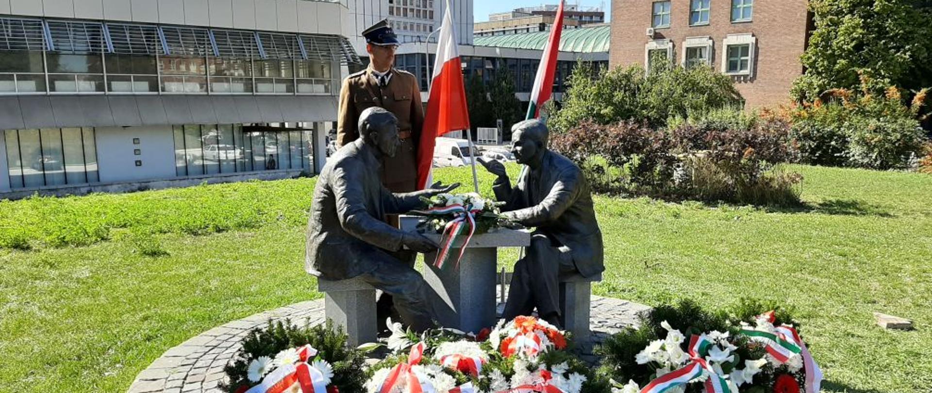 MKiDN uczciło bohaterów Polski i Węgier