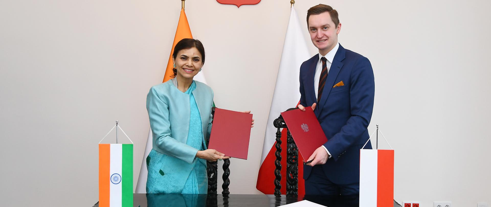 Wymiana dokumentów ratyfikacyjnych umowy z Indiami o pomocy prawnej w sprawach karnych