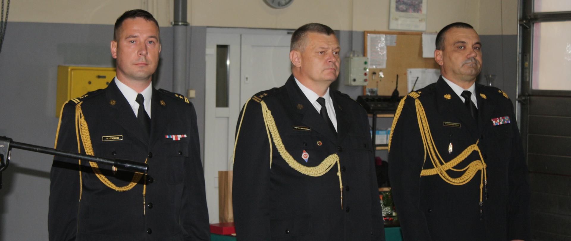 Zdanie i przejęcie obowiązków Komendanta Powiatowego PSP w Olecku - 30.09.2021