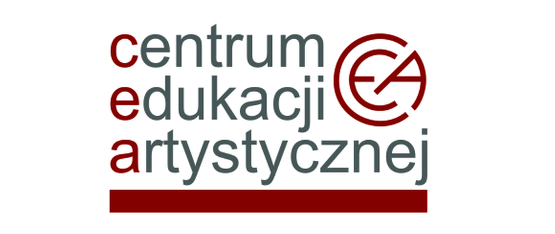 Na białym tle logo CEA i napis Centrum Edukacji Artystycznej. Napis w kolorze szarym, a pierwsze litery każdego wyrazu z nazwy w kolorze bordowym.