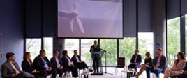 Wiceminister Ireneusz Zyska podczas konferencji nt. perspektyw rozwoju energetyki wiatrowej na morzu i działań Rządu w tym zakresie