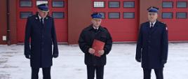 Uroczystość pożegnania odchodzącego na emeryturę wieloletniego funkcjonariusza