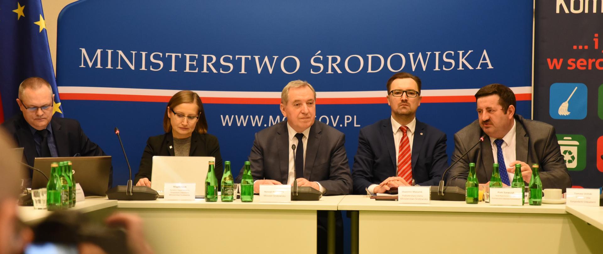 Magda Gosk, Minister Kowalczyk, Minister Mazurek