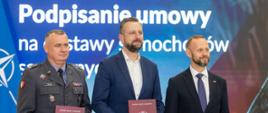 W uroczystości podpisania umowy pomiędzy Agencją Uzbrojenia a AMZ-Kutno S.A. uczestniczył wicepremier, minister obrony narodowej Władysław Kosiniak-Kamysz 