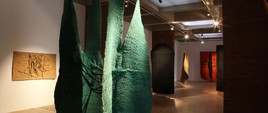  Wystawa Magdaleny Abakanowicz w Centrum Rzeźby Polskiej w Orońsku