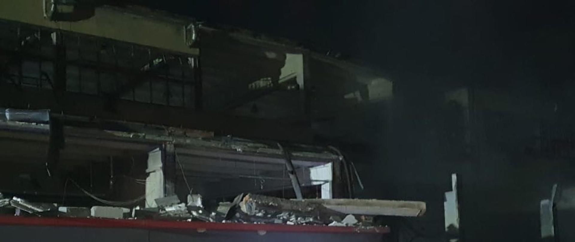 Zniszczony budynek po wybuchu