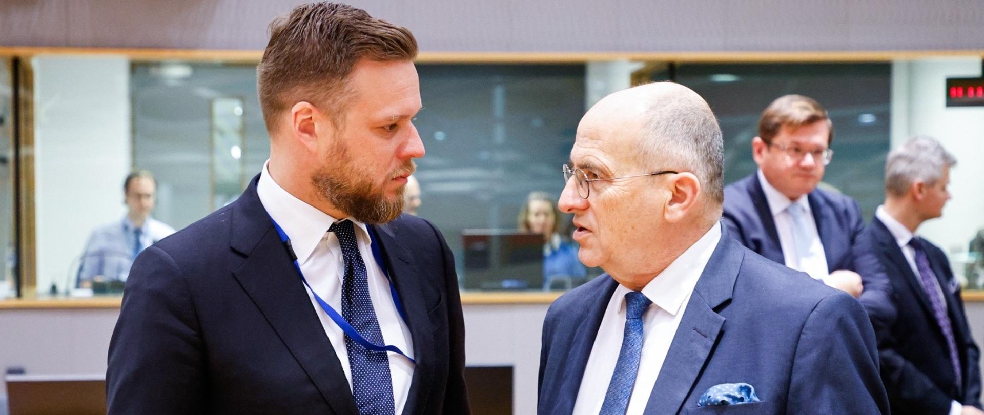 
rau,2301
Opis pod zdjęciem 