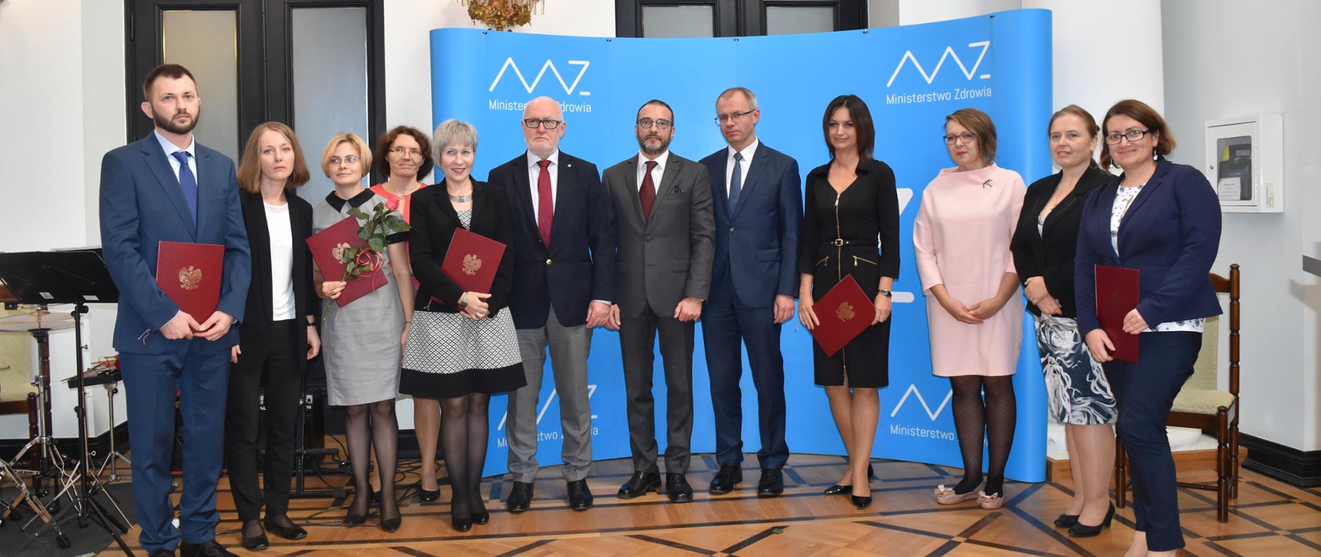 Wiceminister zdrowia wyróżnił Specjalistów roku 2017