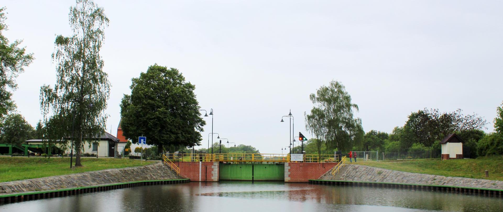 Śluza Opatowice na Odrze we Wrocławiu.