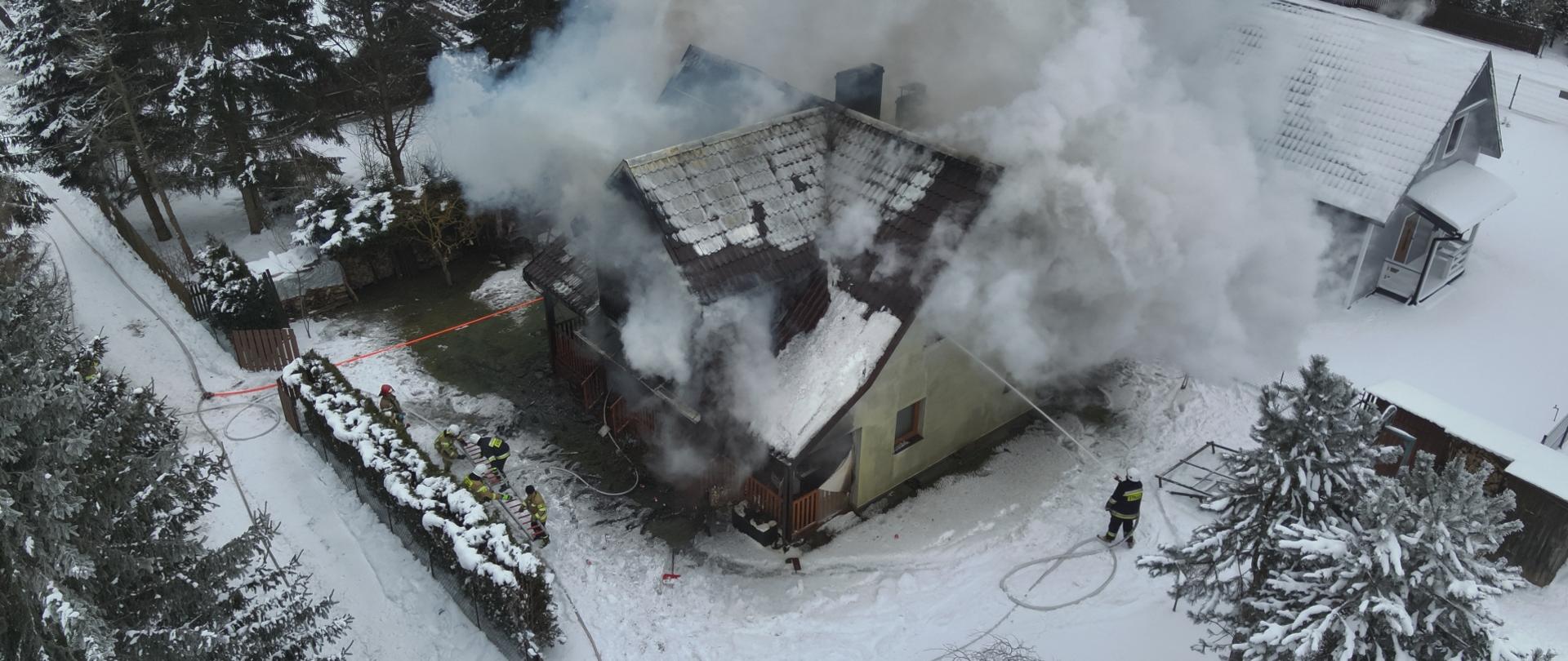 Zdjęcie z drona zrobione z bliska