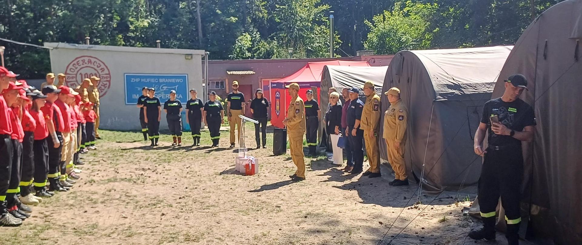 Wizyta Warmińsko – Mazurskiego Komendanta Wojewódzkiego PSP na obozie szkoleniowo – wypoczynkowym członków Młodzieżowych i Dziecięcych Drużyn Pożarniczych powiatu braniewskiego oraz mrągowskiego