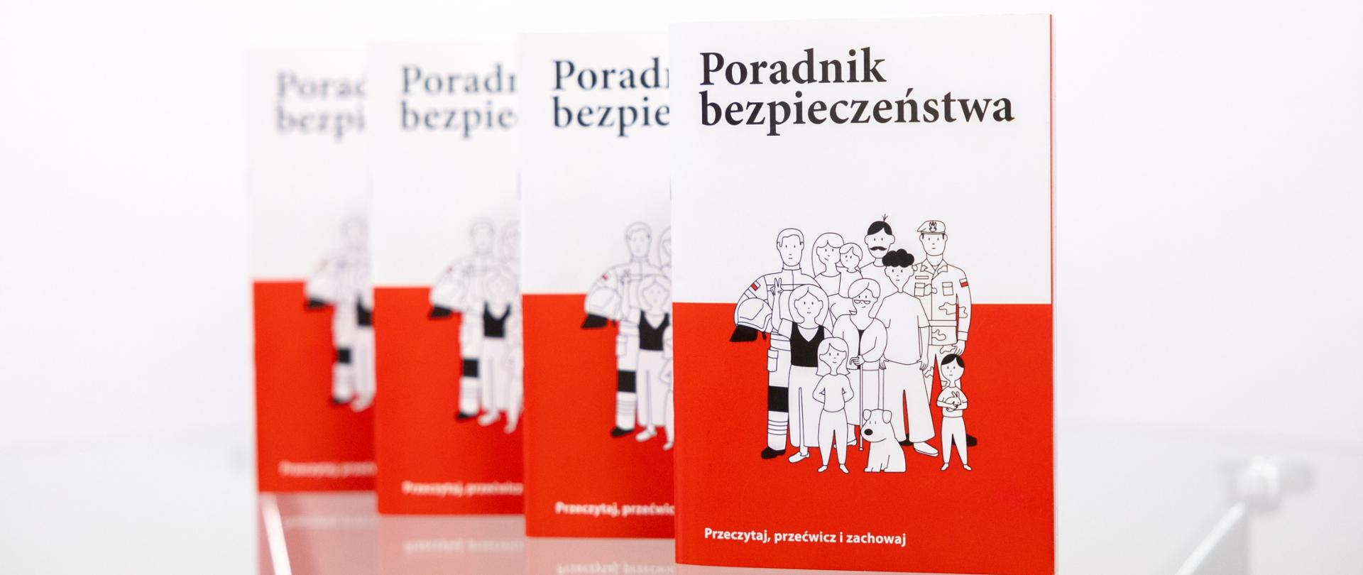 Trwa kolportaż Poradnika Bezpieczeństwa