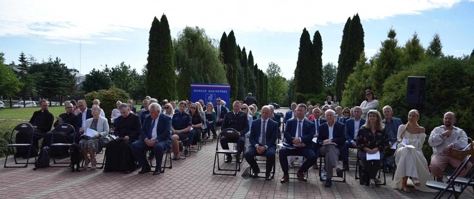 Na zdjęciu widać tegorocznej edycji Narodowego Czytania 2022. 