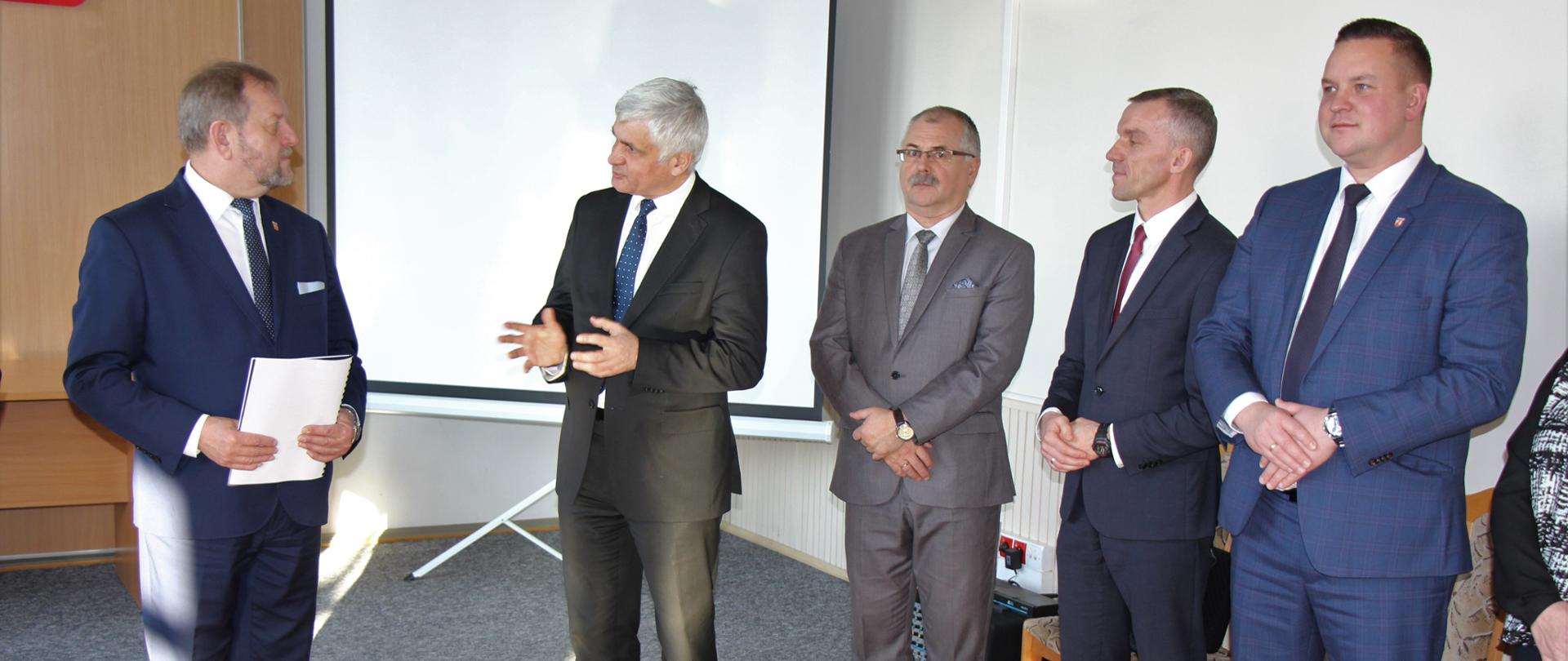 Wojewoda podlaski na spotkaniu Związku Powiatów Województwa Podlaskiego